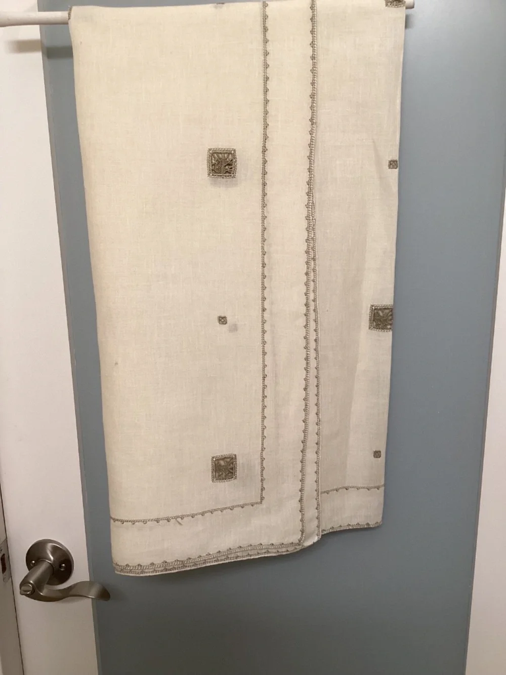 Vintage linen tablecloth, 88” x 44”, Cream